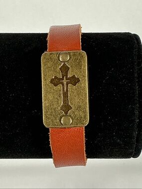 Kids Fixed Leather Cuff Brass Cross Plate Snap Bracelet Youth OS Brown
